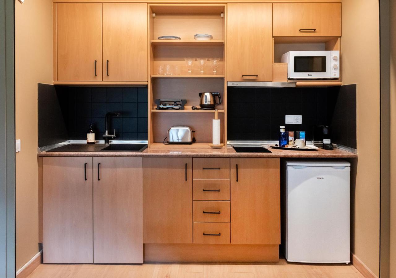Apartaments Sant Bernat Канилло Экстерьер фото