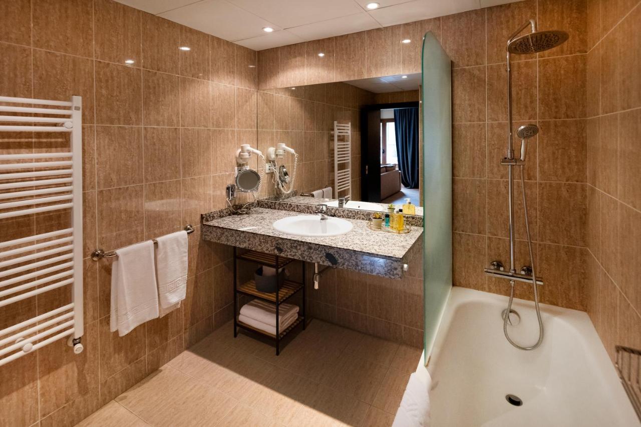Apartaments Sant Bernat Канилло Экстерьер фото