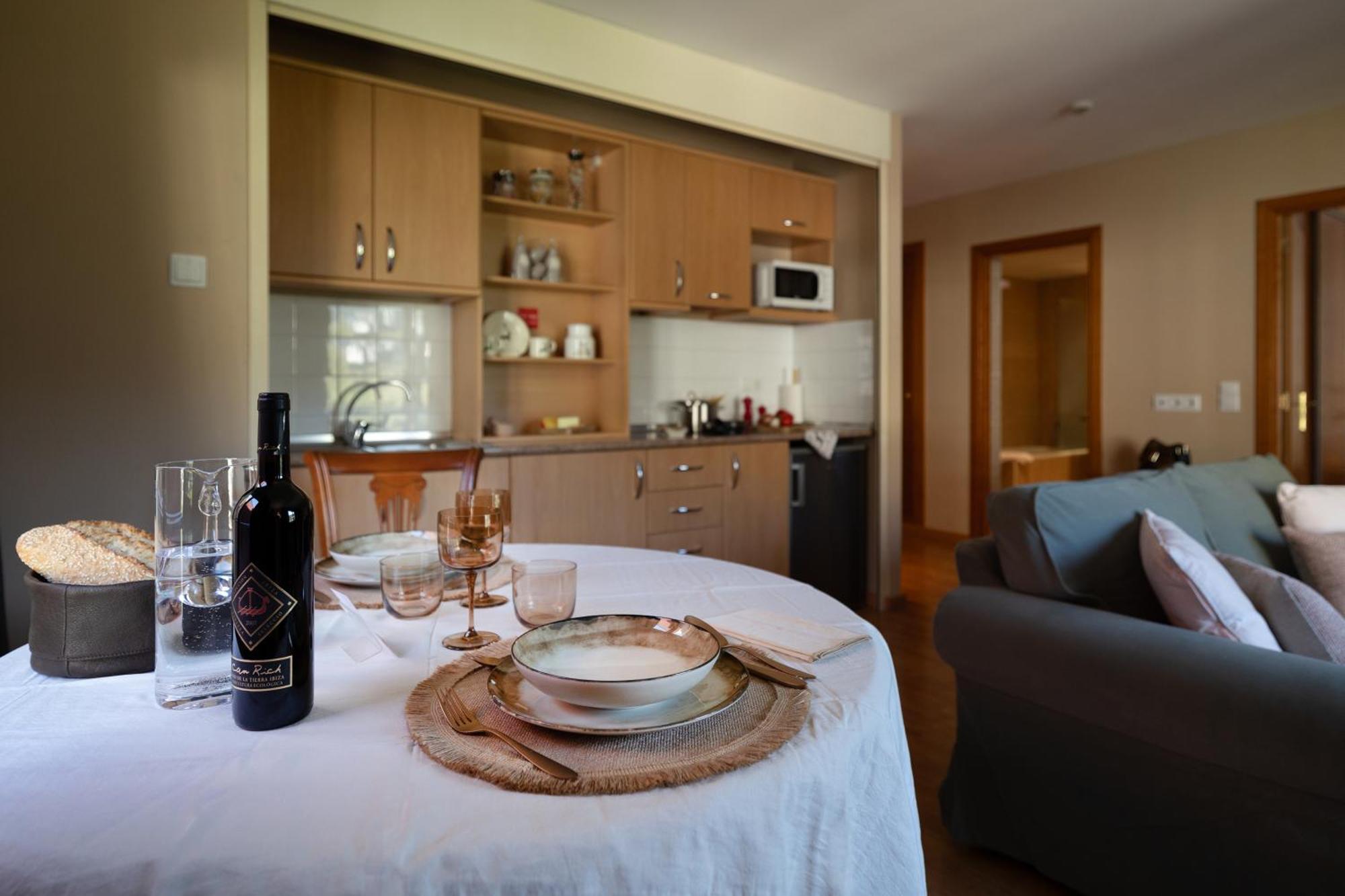 Apartaments Sant Bernat Канилло Экстерьер фото